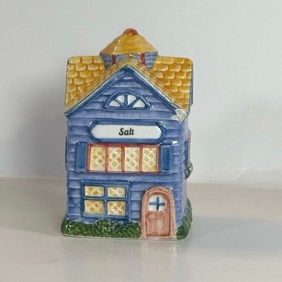 Vintage Avon Cottage Collection Houses Spice Salt Shaker Country Replacement - Picture 1 of 6